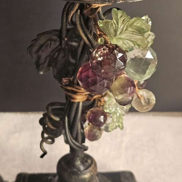 2 Vintage Cast Iron/metal Pillar Candle Holder. Ornamental grapevine. - Picture 6 of 16